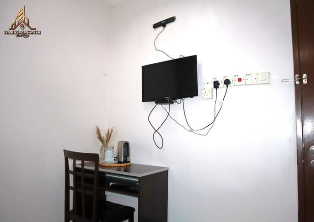 Bee Scout Room
