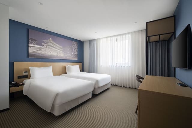 Deluxe Twin Room