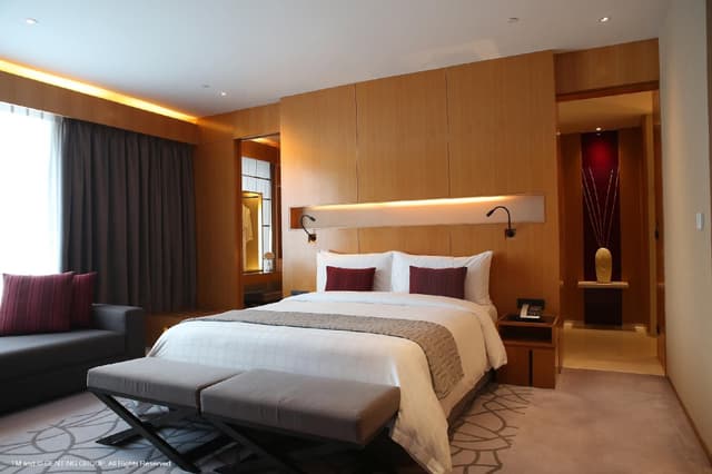 Semi-Duplex Suite