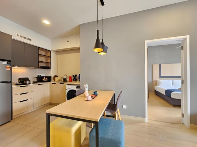 2-Bedroom Deluxe Suite