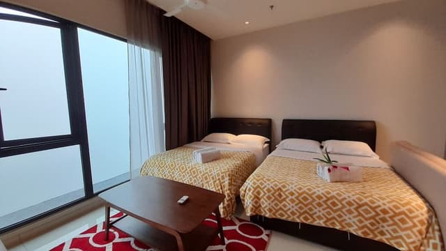 Deluxe Family King Suite