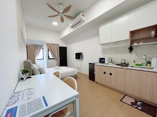 Studio Apartment