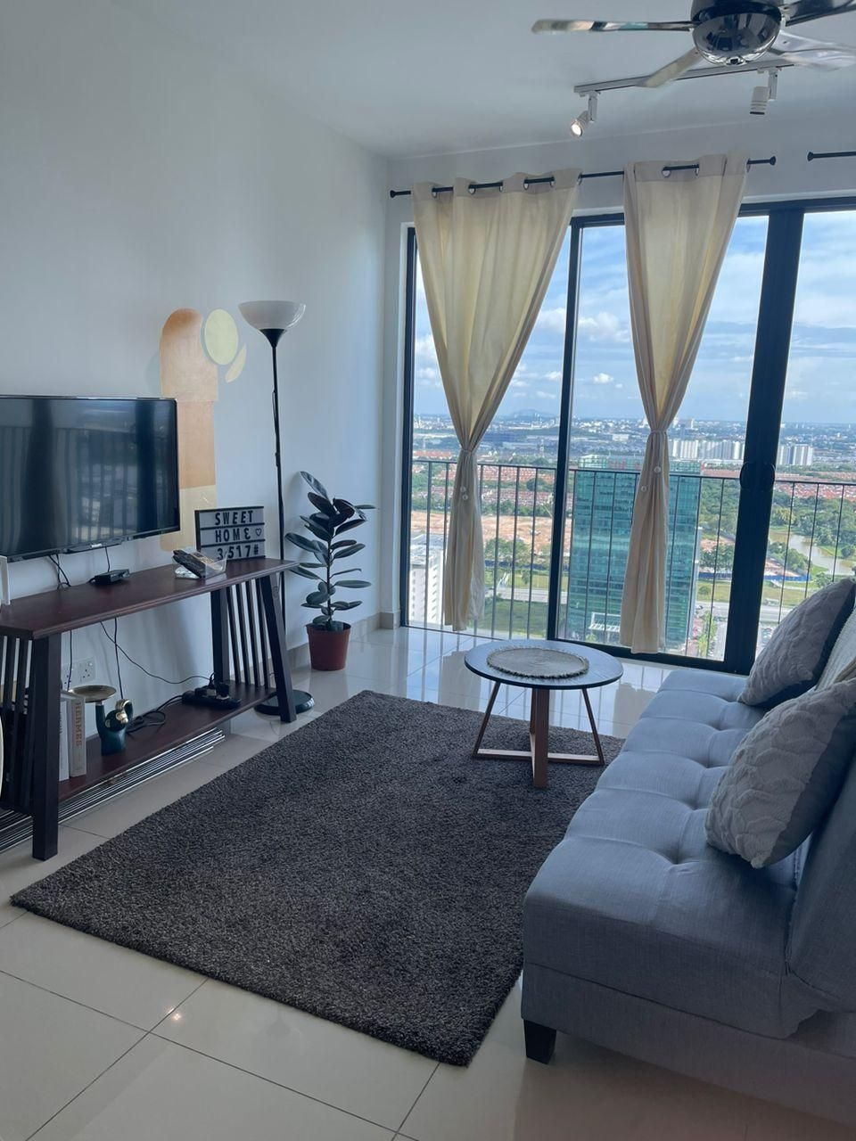 ฮอไรซอน สวีท เทรฟอยล์ เซเตีย อะลัม (Horizon suite @ Trefoil Setia Alam)2