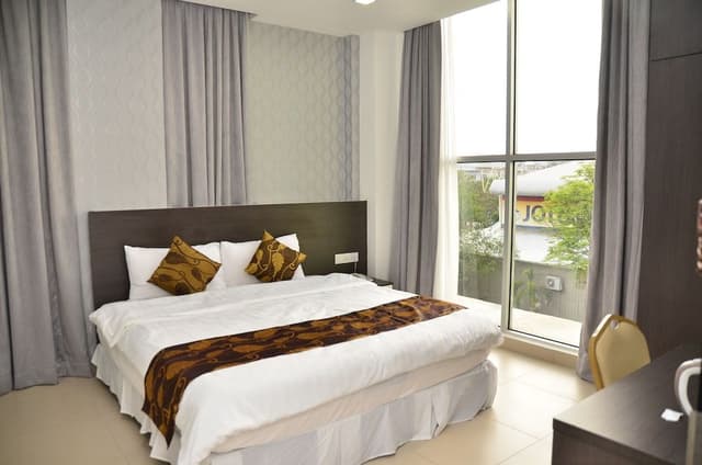 Deluxe Room, 1 King Bed