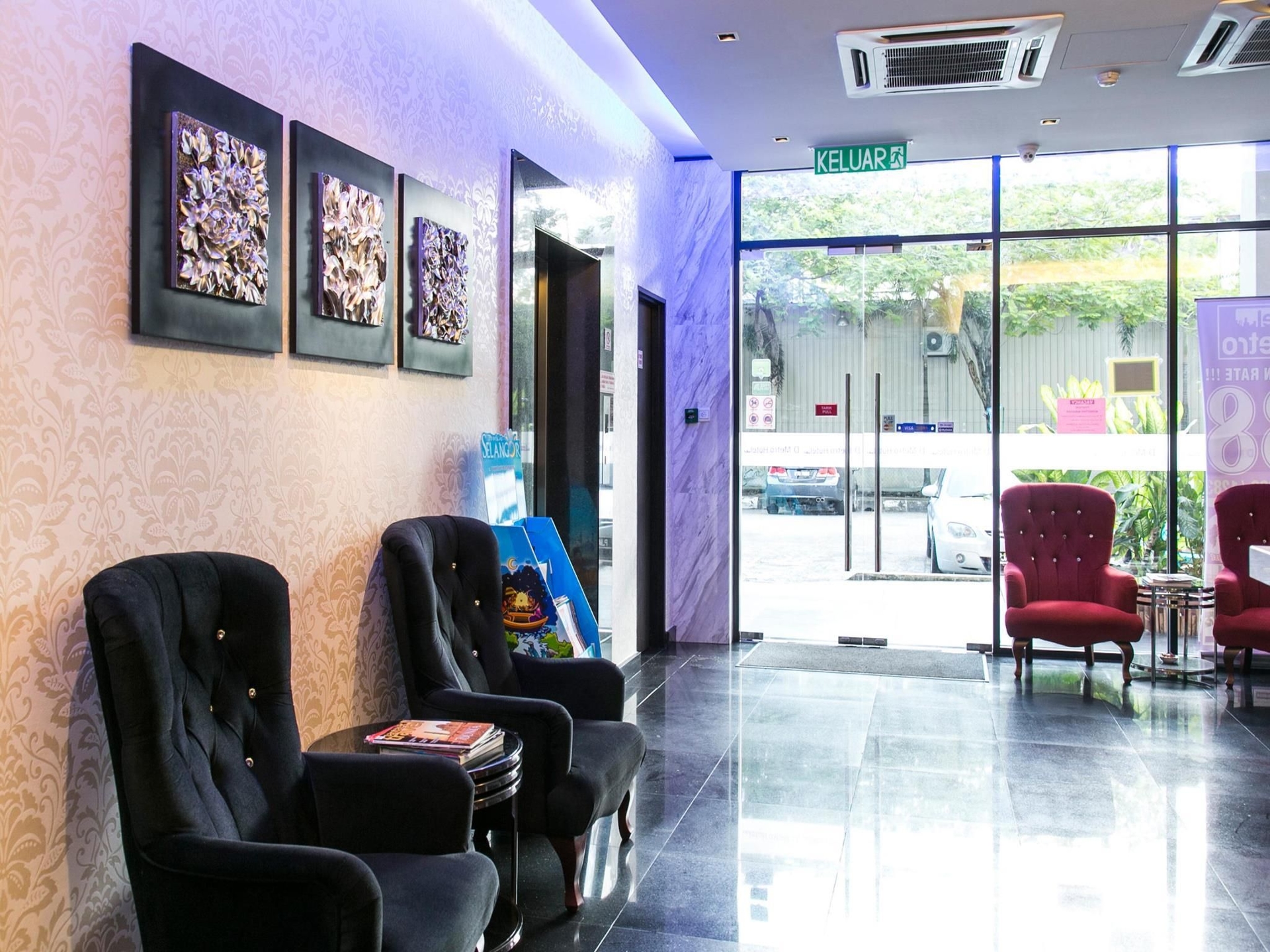 โอโย 223 ดี เมโทร โฮเต็ล (OYO 223 D' Metro Hotel)1
