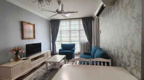 อพาร์ตเมนต์ 2 ห้องนอน 1 ห้องน้ำส่วนตัว ขนาด 65 ตร.ม. – ใจกลางเมืองชะฮ์อาลัม (Safiya Homestay Vista Alam)2