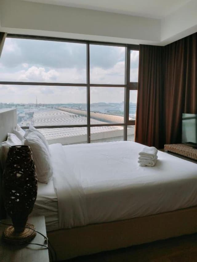 Room, 2 Bedrooms