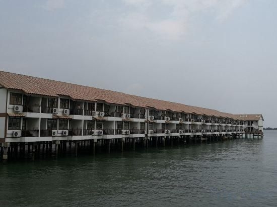 ชาเลต์น้ำวิวทะเลอัลไพน์แอลเอ็กซ์พีดีเต็มรูปแบบ (Alpine Lxpd Full Seaview Water Chalet)0