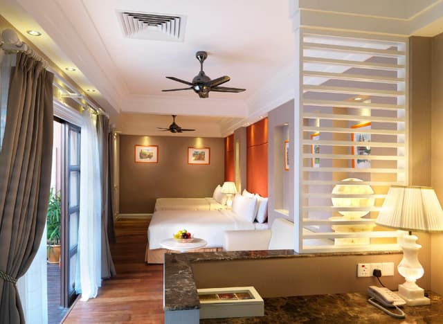 Deluxe Suite