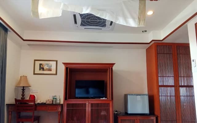 Executive Chalet, Partial Sea View