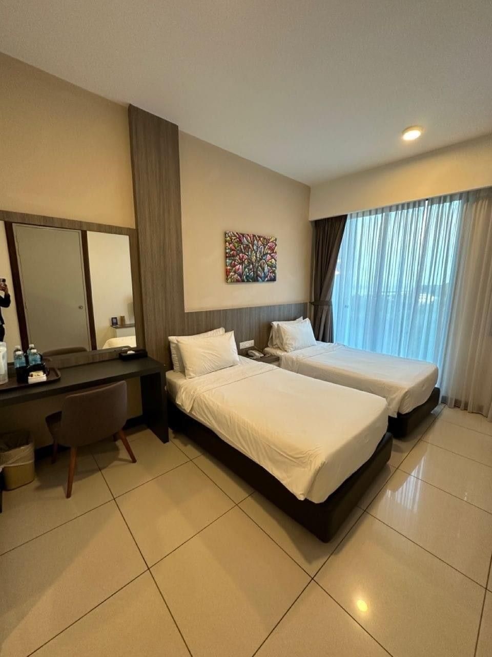 ดีวาร์ฟ โฮเทล แอนด์ เซอร์วิซ เรสซิเดนซ์ (D’Wharf Hotel & Serviced Residence)2