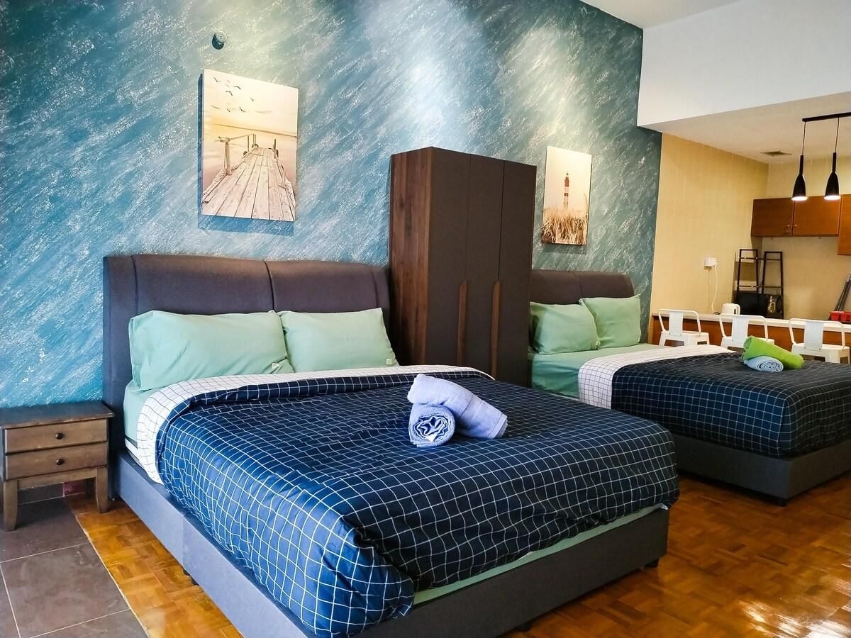 Seaview 6pax Regency Tanjung Tuan by Idealhub1