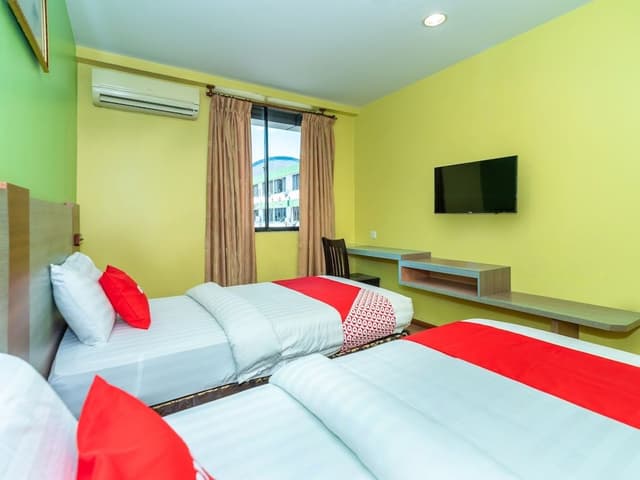 Deluxe Twin Room