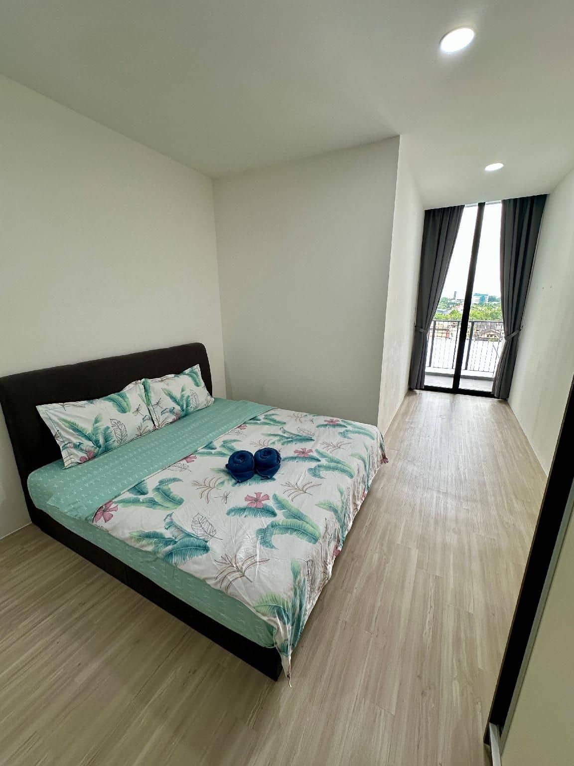 อพาร์ตเมนต์ 4 ห้องนอน 3 ห้องน้ำส่วนตัว ขนาด 1400 ตร.ม. – กลางเมืองกูชิง อพาร์ตเมนต์ 4 ห้องนอน 3 ห้องน้ำส่วนตัว ขนาด 1400 ตร.ม. – กลางเมืองกูชิง