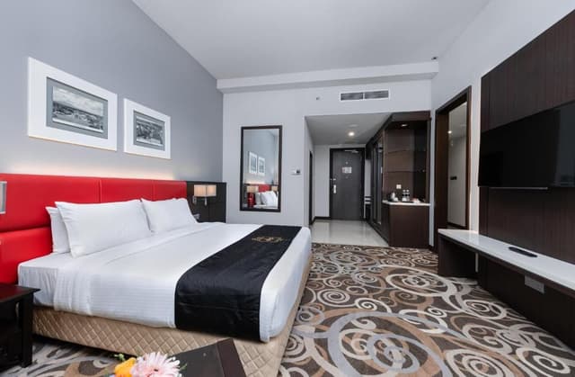 Superior King Room