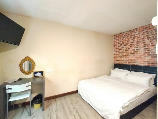 Entire 10 Room - Bed Private - Mixed