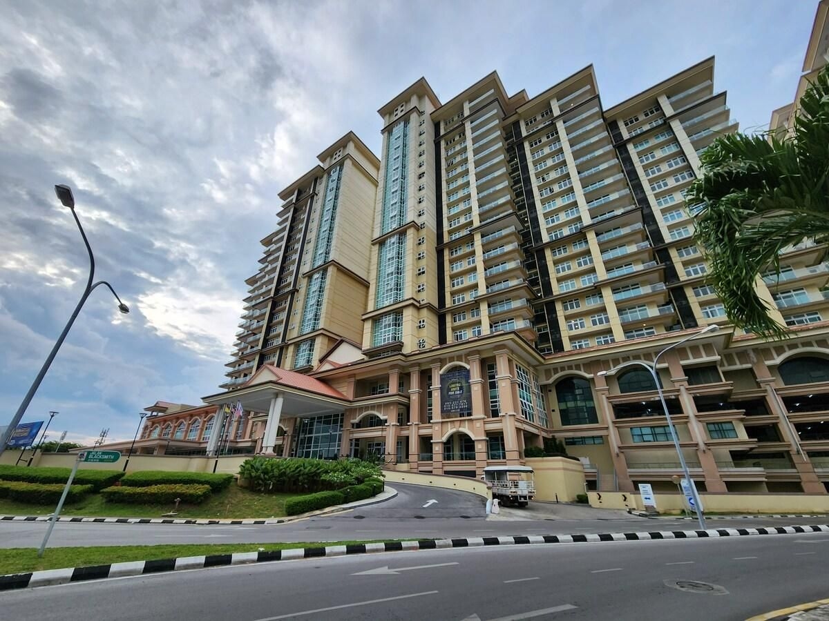 กูชิง ทาวน์ ริเวอร์เบด ลักชัวรี รีสอร์ต คอนโด (Kuching Town RiverBed Luxury Resort Condo)0