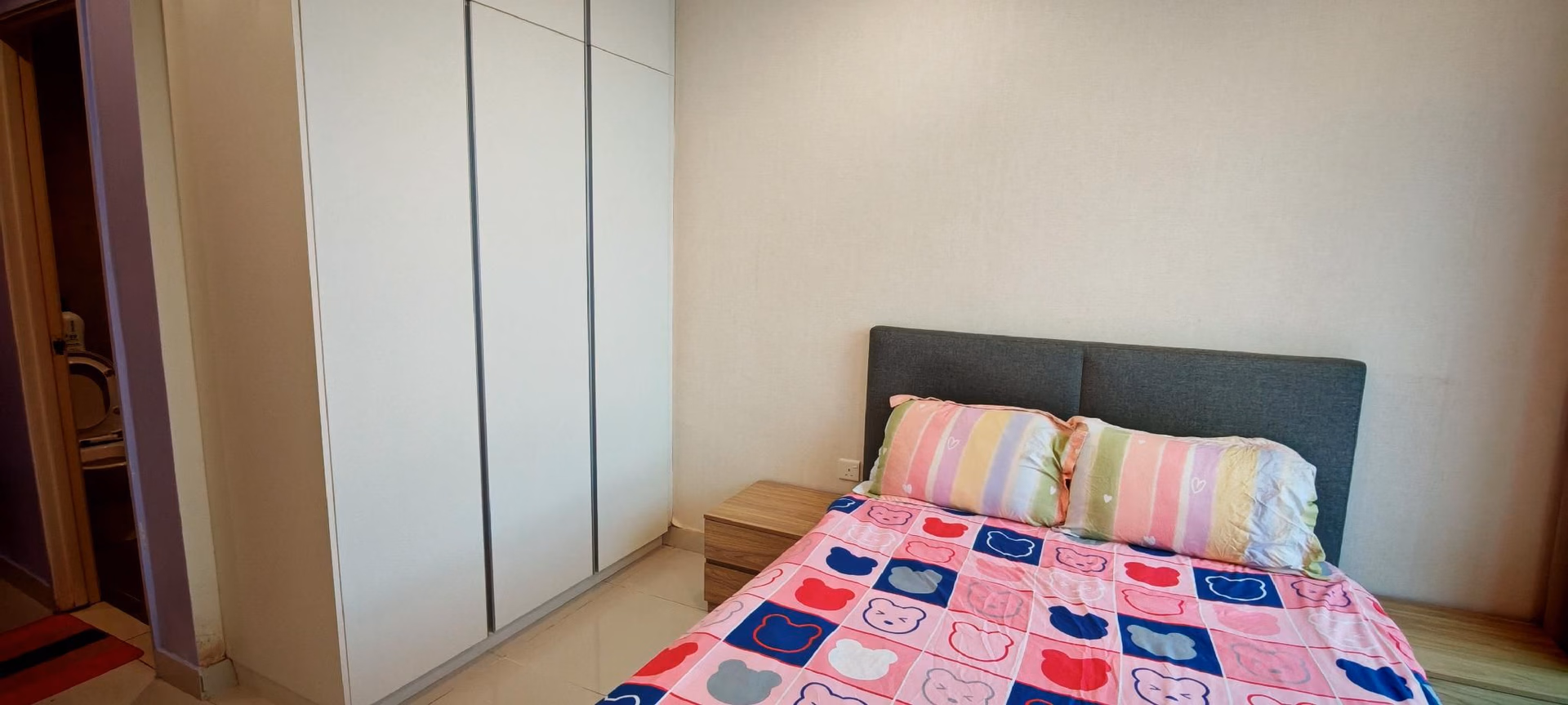 โรแมนติก ดีลักซ์ 6 โคซี่ สแควร์ (Romantic Deluxe VI Kozi Square)2
