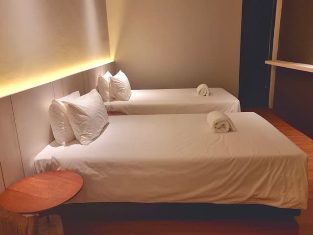 Deluxe Twin Room