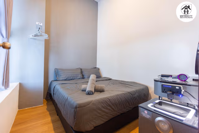 Queen Room with View