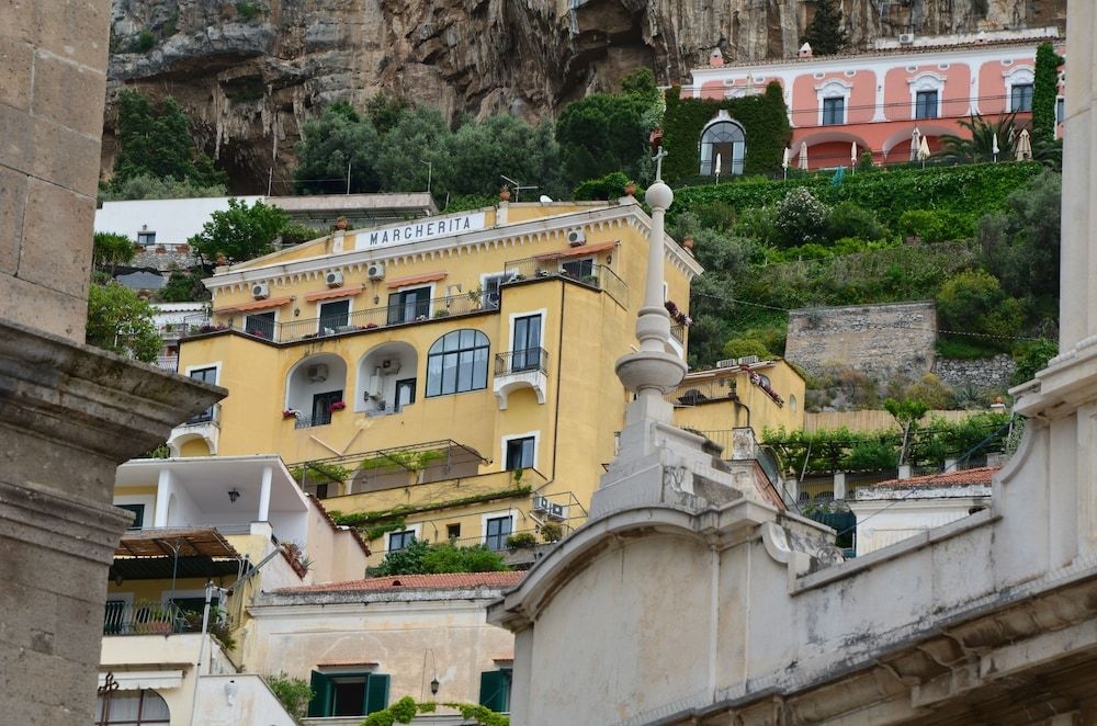 Palazzo Margherita Positano3