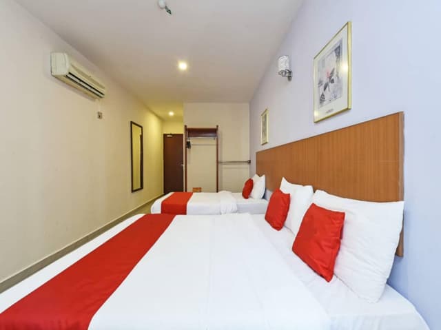 Triple Room
