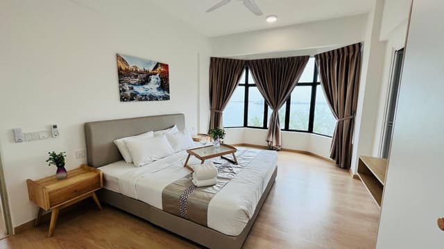 2 Bedroom Horizon View Suite