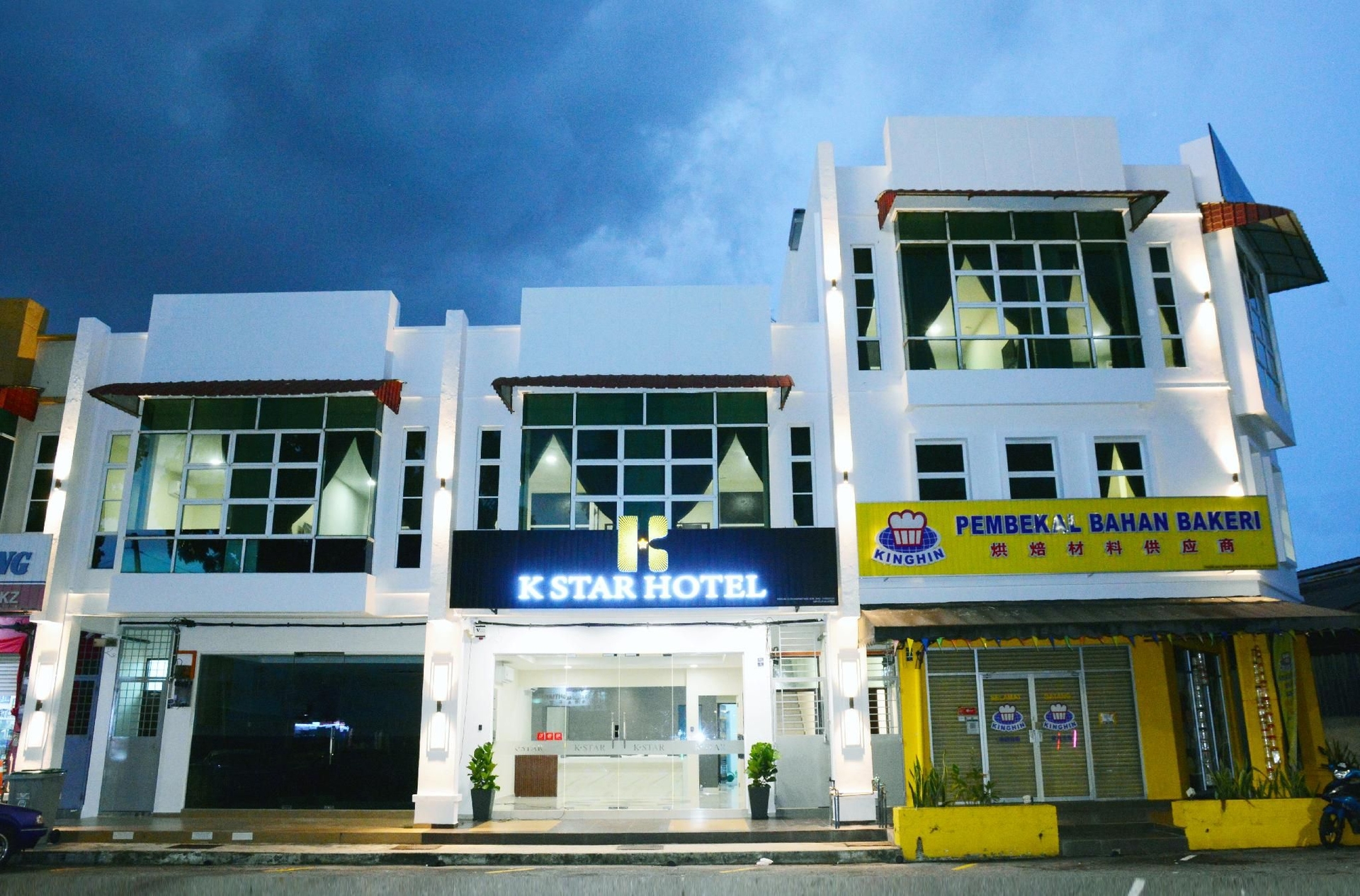 K STAR HOTEL1