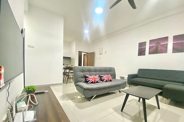 Comfort Apartment, 3 Bedrooms, Microwave, City View