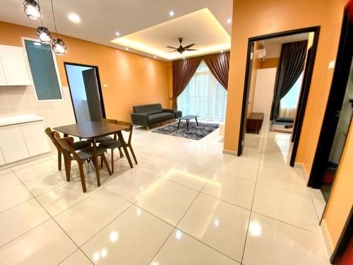 อพาร์ตเมนต์ 3 ห้องนอน 2 ห้องน้ำส่วนตัว ขนาด 700 ตร.ม. – จองเกอร์ (Novo 8 Residence Melaka/6Pax/10minsjonkerstreet)1