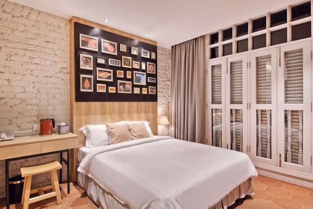 Deluxe Room, 1 Queen Bed