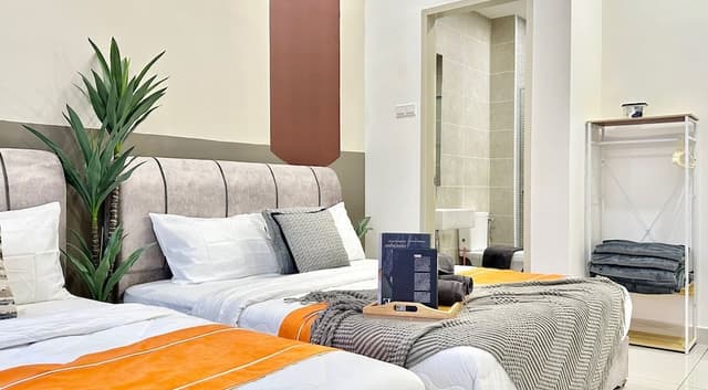 Luxury Apartment, 4 Bedrooms, Accessible, City View