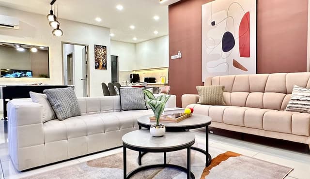 Luxury Apartment, 4 Bedrooms, Accessible, City View