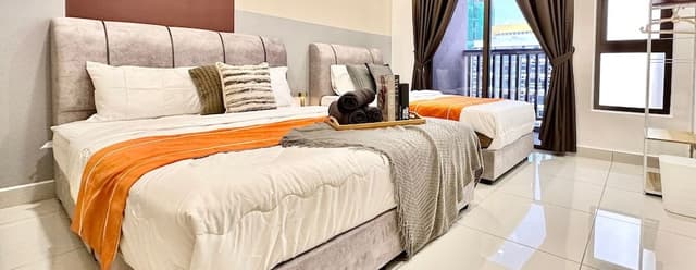 Luxury Apartment, 4 Bedrooms, Accessible, City View