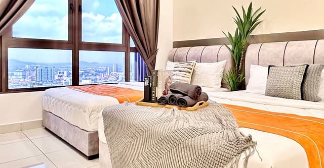 Luxury Apartment, 4 Bedrooms, Accessible, City View