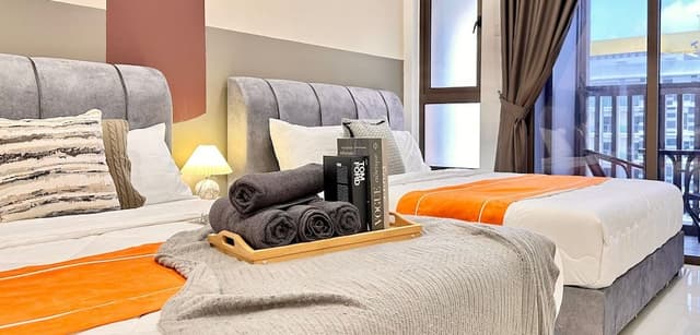 Luxury Apartment, 4 Bedrooms, Accessible, City View