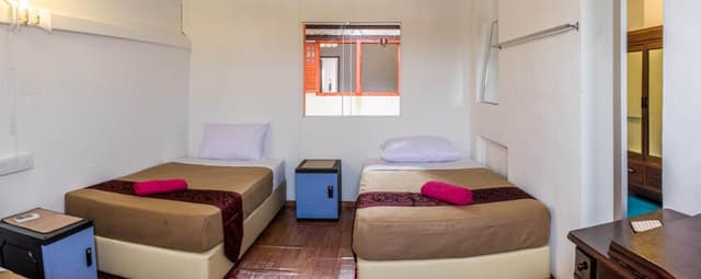 Deluxe Family Room for 5 People