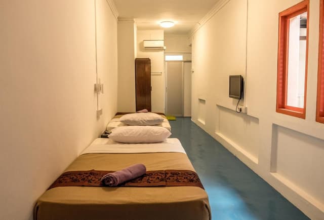 Deluxe Family Room for 5 People
