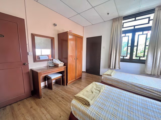 Basic Twin Room