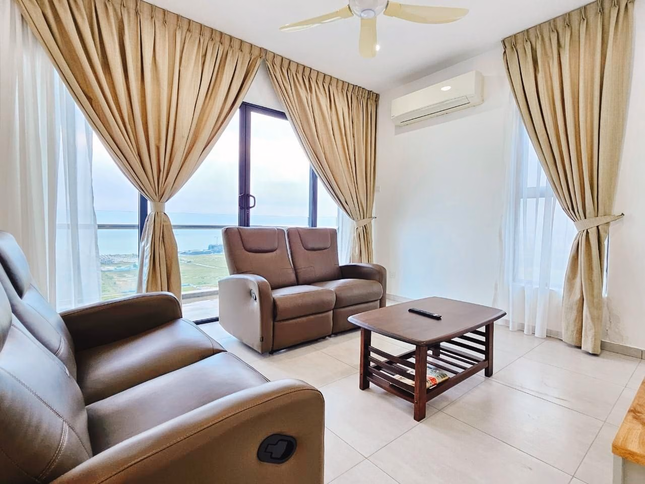 Penthouse Atlantis Melaka 12 Pax1