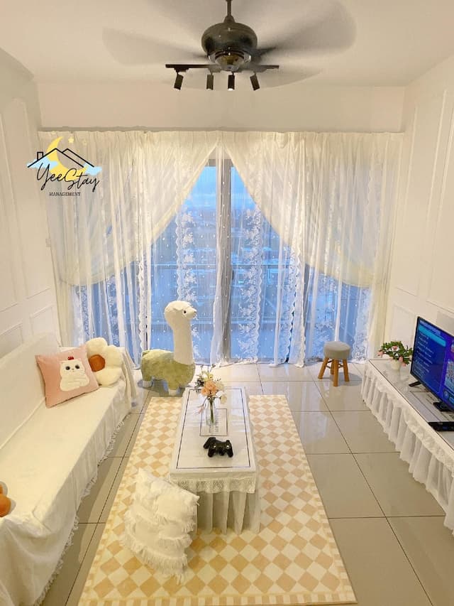 One Bedroom Family Apartment