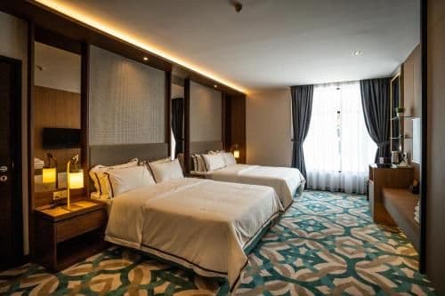 Executive Room 4