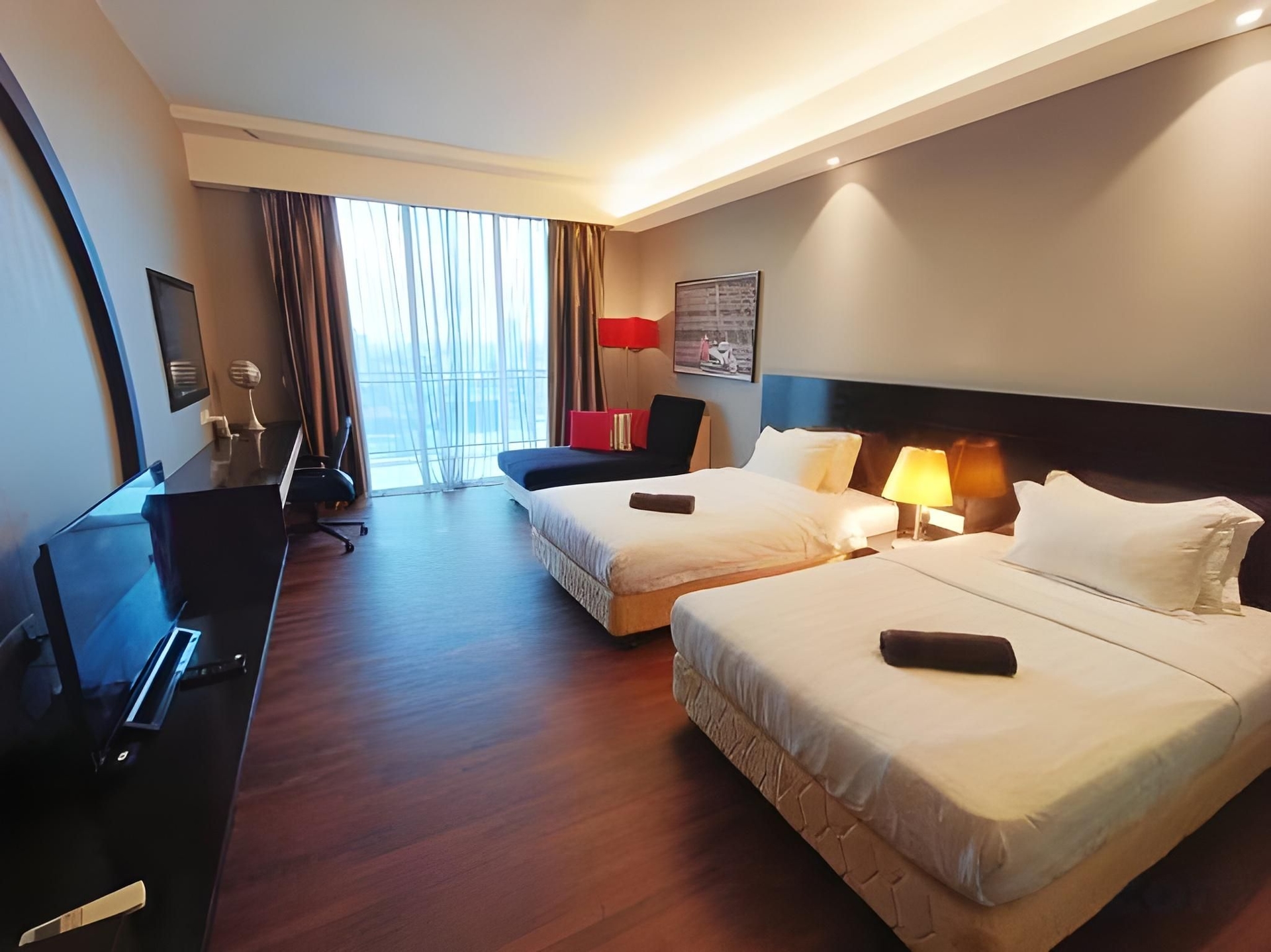 Shore Studio 2Pax City River View - NetFlix/KingBed3
