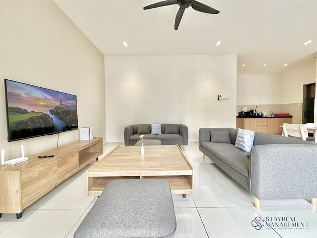 Comfort Penthouse, 4 Bedrooms, Non Smoking, City View