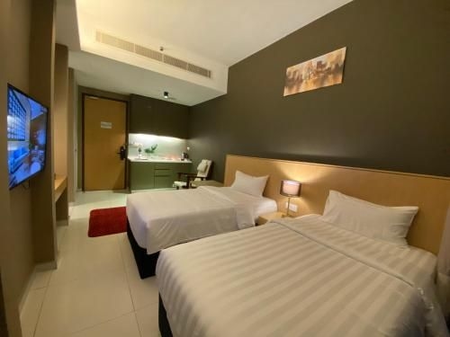 The Honeymoon Haven - 99 Residences2