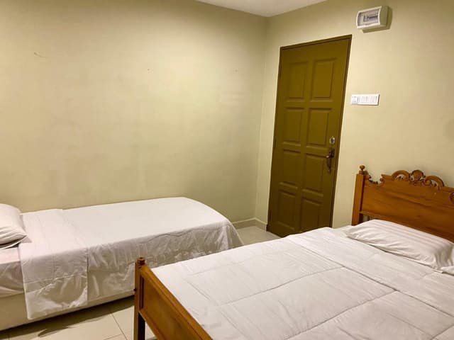 Triple Room