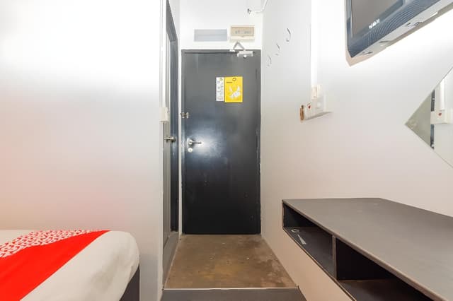 Deluxe Single Room