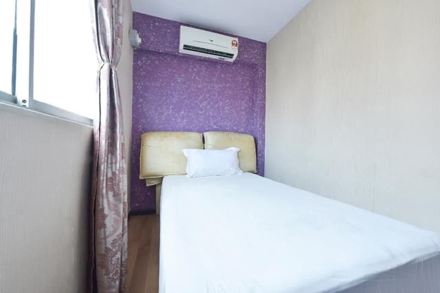 Deluxe Single Room