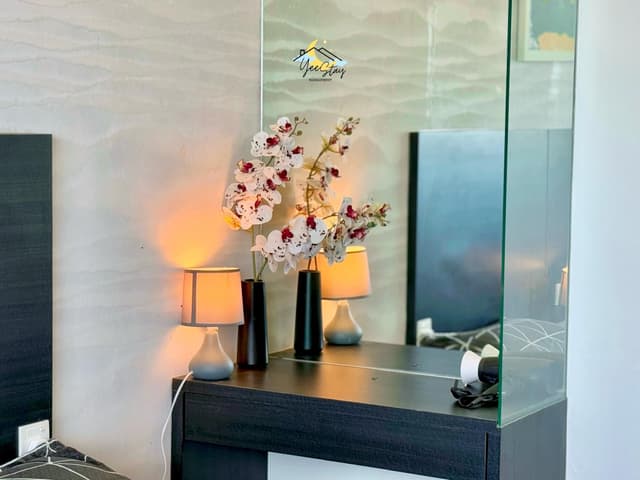 2 Bedroom - Sleeps 4
