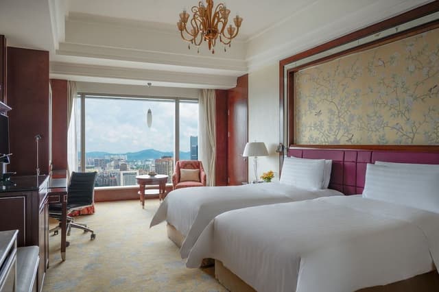 Premier Room, 2 Twin Beds, River View